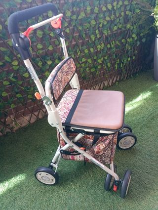 Andador Adulto "Mobiclinic"con sesta compra y asie