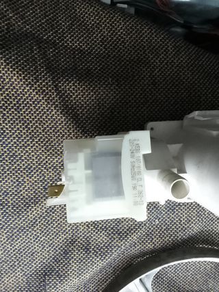 Se vende bomba de agua