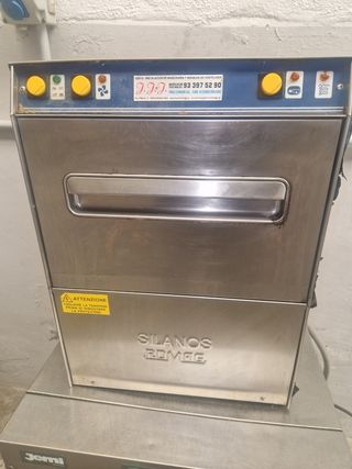 Lavavajillas industrial