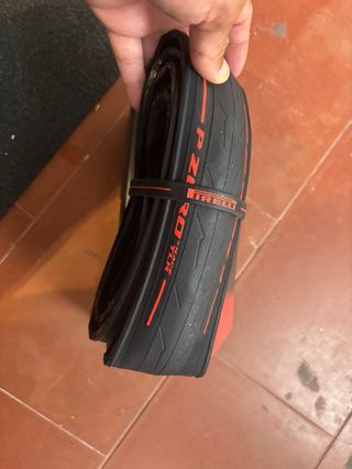Pneus pirelli pzero race tlr