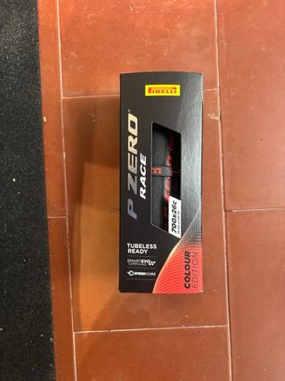 Pneus pirelli pzero race tlr