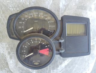 Motor Husqvarna Nuda 900 y BMW 800