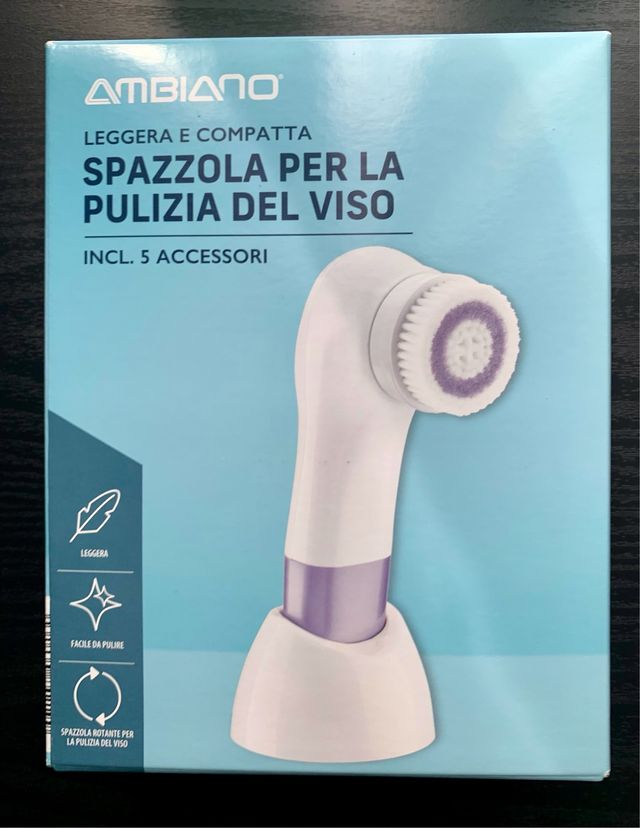 Spazzola elettrica per la pulizia del viso