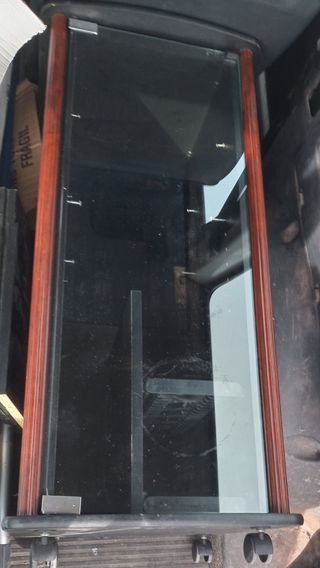 Conjunto de vitrinas detolf y mueble para música 