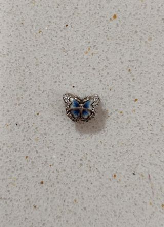 Pack Pulsera Pandora mas 4 charm