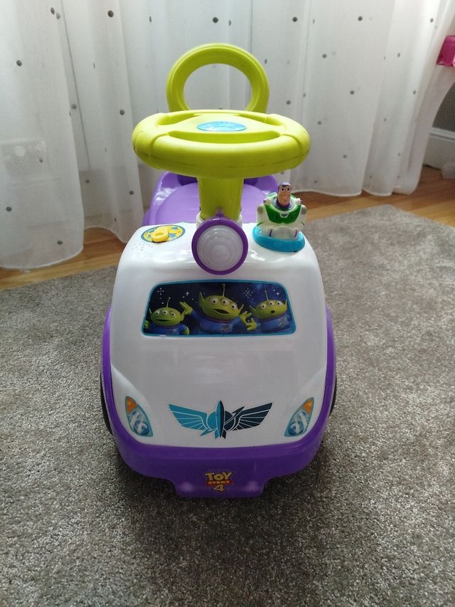 Corre pasillos Buzz lightyear