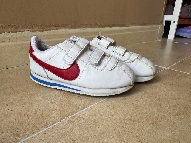 Nike cortez niño