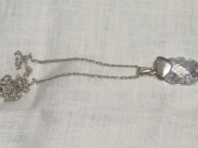 colgante de plata y gran cristal