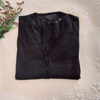 Cárdigan-chaqueta punto mujer negra.