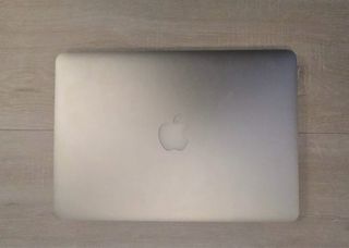 Macbook pro 13” early 2015 8gb 256gb