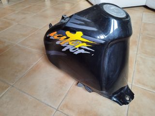 TANGA HONDA DOMINATOR