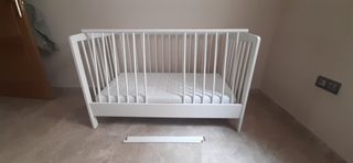 Cuna madera blanca convertible + colchón Ecus Kids