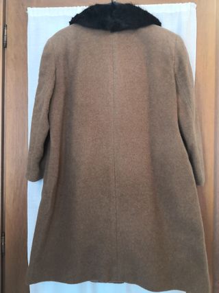 Cappotto donna color cammello collo pelliccia