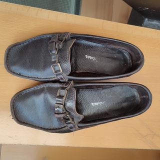 Zapatos estilo mocasines , de piel