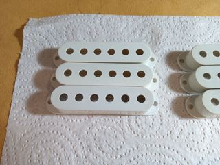 Cubiertas micrófonos Fender stratocaster