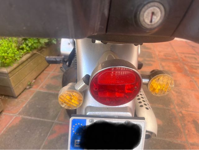 aprilia scarabeo 200