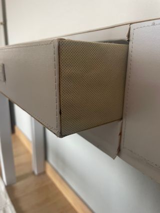 Mueble de entrada cuero blanco