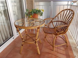 Mesa y Sillon de Bamboo