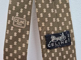CORBATA CELINE VERDE NUEVA 210 eur