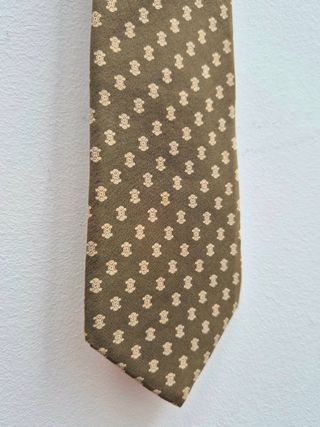 CORBATA CELINE VERDE NUEVA 210 eur