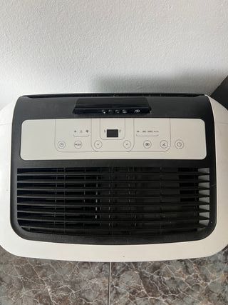 Aire Acondicionado Portátil DeLongui Pinguino