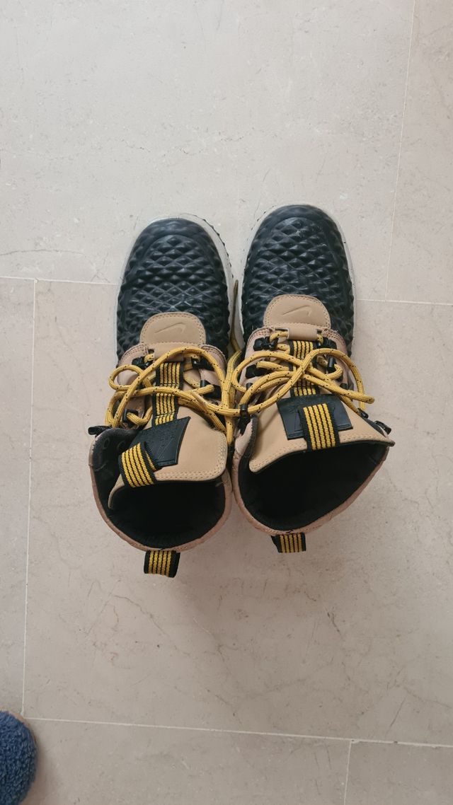 BOTAS NIKE AIR FORCE