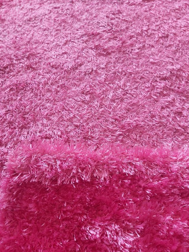 Carpete pelinho 1,30 por 1,85 cm