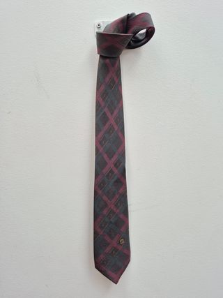 CORBATA CELINE SEDA NUEVA 210 eur