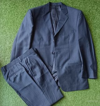 Traje color negro 
