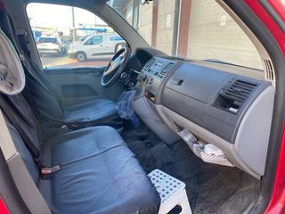 Volkswagen Transporter T5 2009