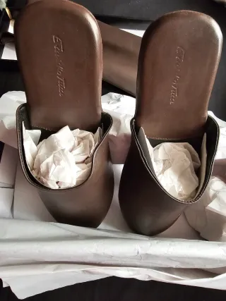 ZAPATILLAS DE CASA DE PIEL EMIDIO TUCCI 