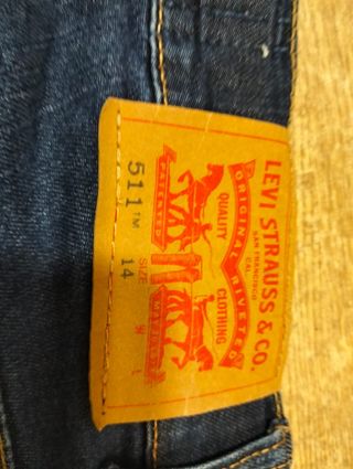 Pantalón levis