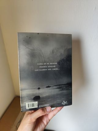 El poder de las sombras (Oscuros 2) (Spanish Edition)