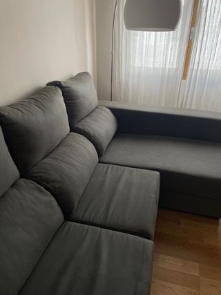 Sofá chaise long gris