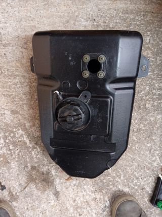 Serbatoio benzina Kymco people 50 s