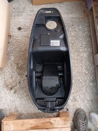 Vano sottosella Kymco people 50 s