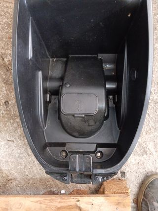 Vano sottosella Kymco people 50 s