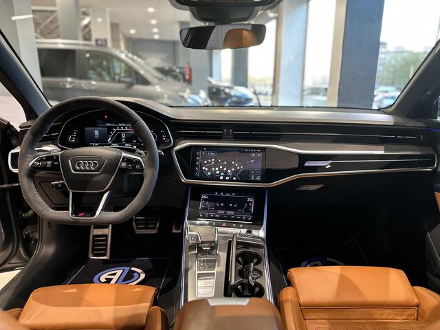 Audi RS6 2021