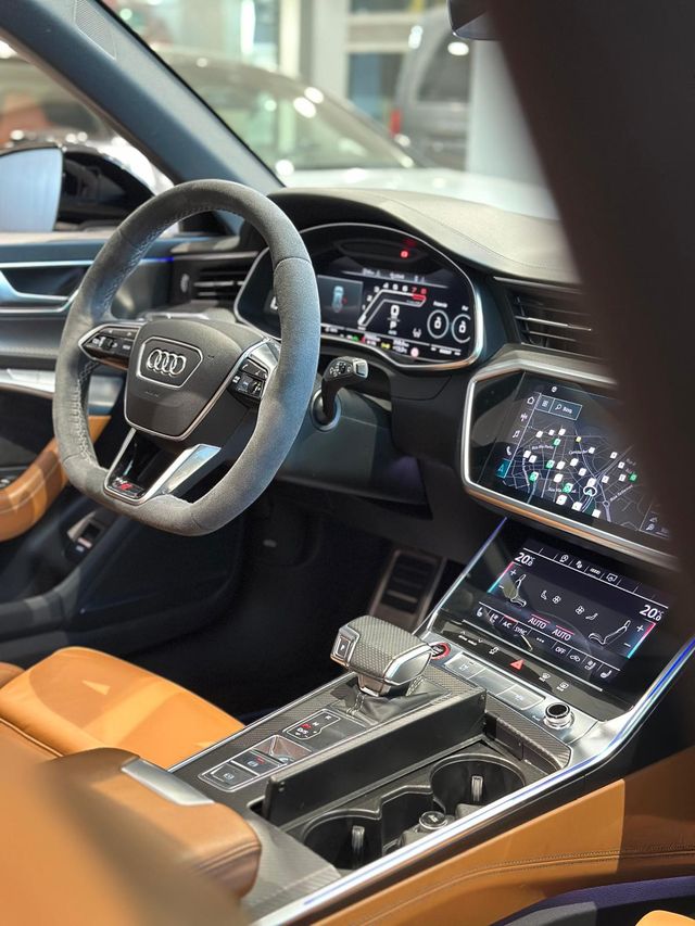 Audi RS6 2021