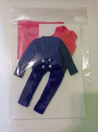 Ropa Barbie. Ropa Ken. Barbie. Looks Barbie.
