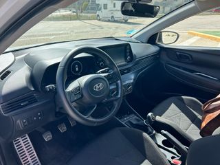Hyundai BAYON 2023
