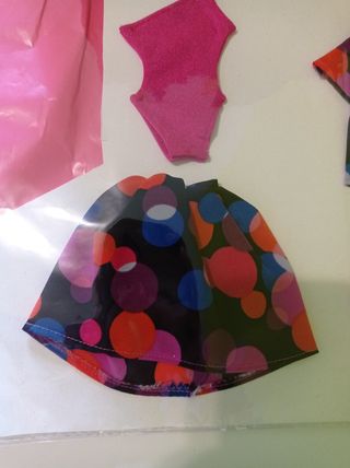 Ropa Barbie. Ken. Look Barbie. Look Ken.