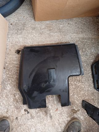 Carena sotto pedana Kymco people 50 s