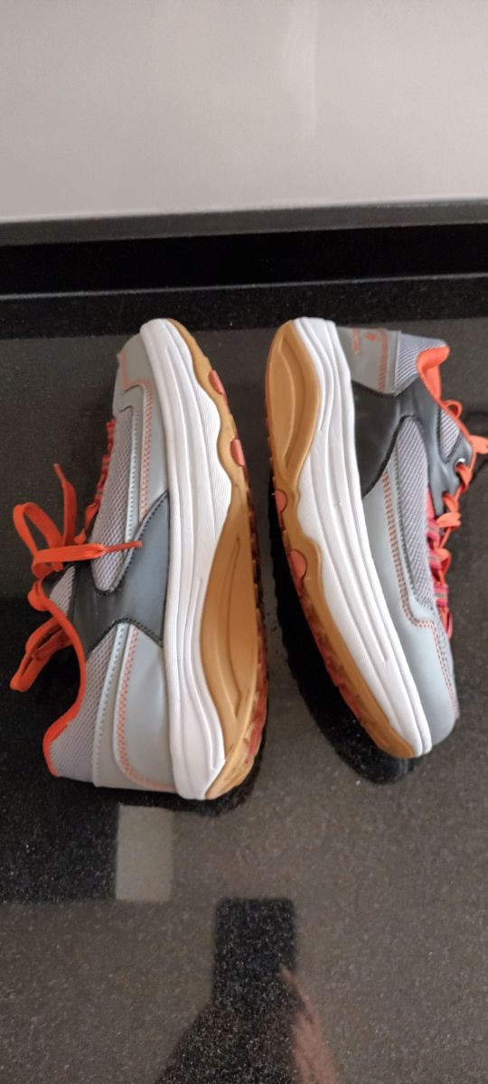 Zapatillas de mujer  ancho especial Balancin N. 38