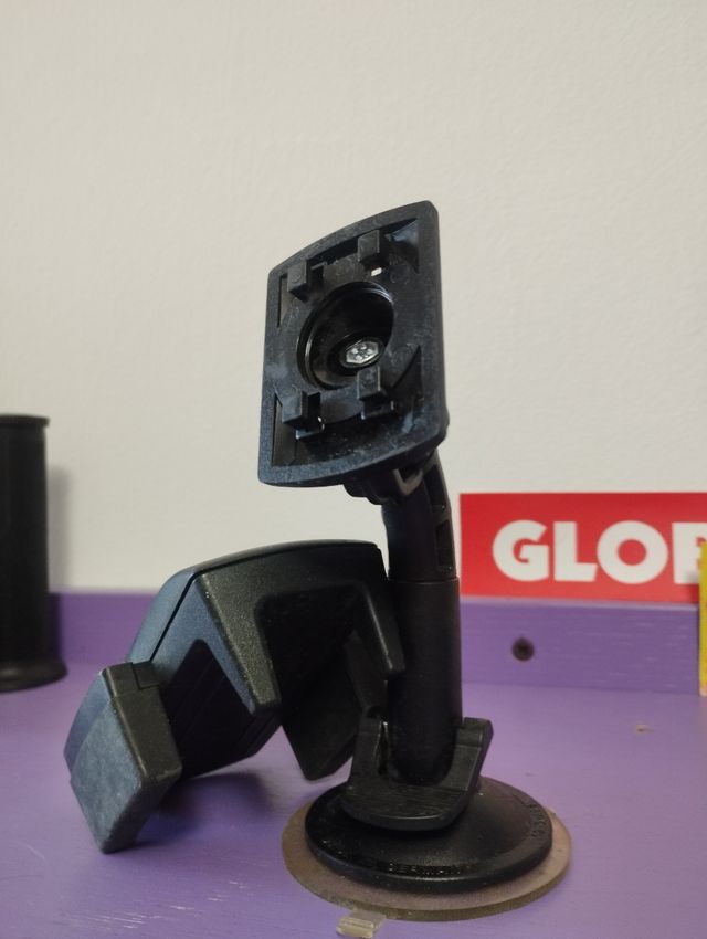 Staffa porta cellulare