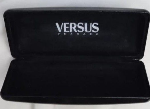 Funda Negra para Gafas Vintage  "VERSUS VERSACE"