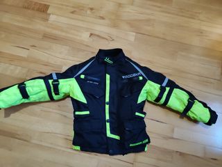 Chaqueta moto niño.