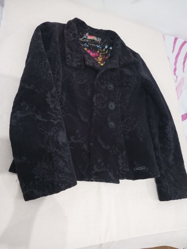 Chaqueta Desigual mujer. T 40 Oferta