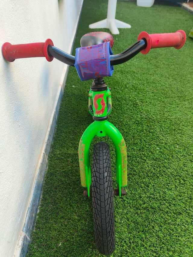 Bicicleta niño sin pedales Scott