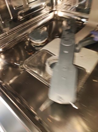 Lavavajillas lavaplatos.
